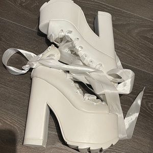DOLLS KILL WHITE BALLET PLATFORM